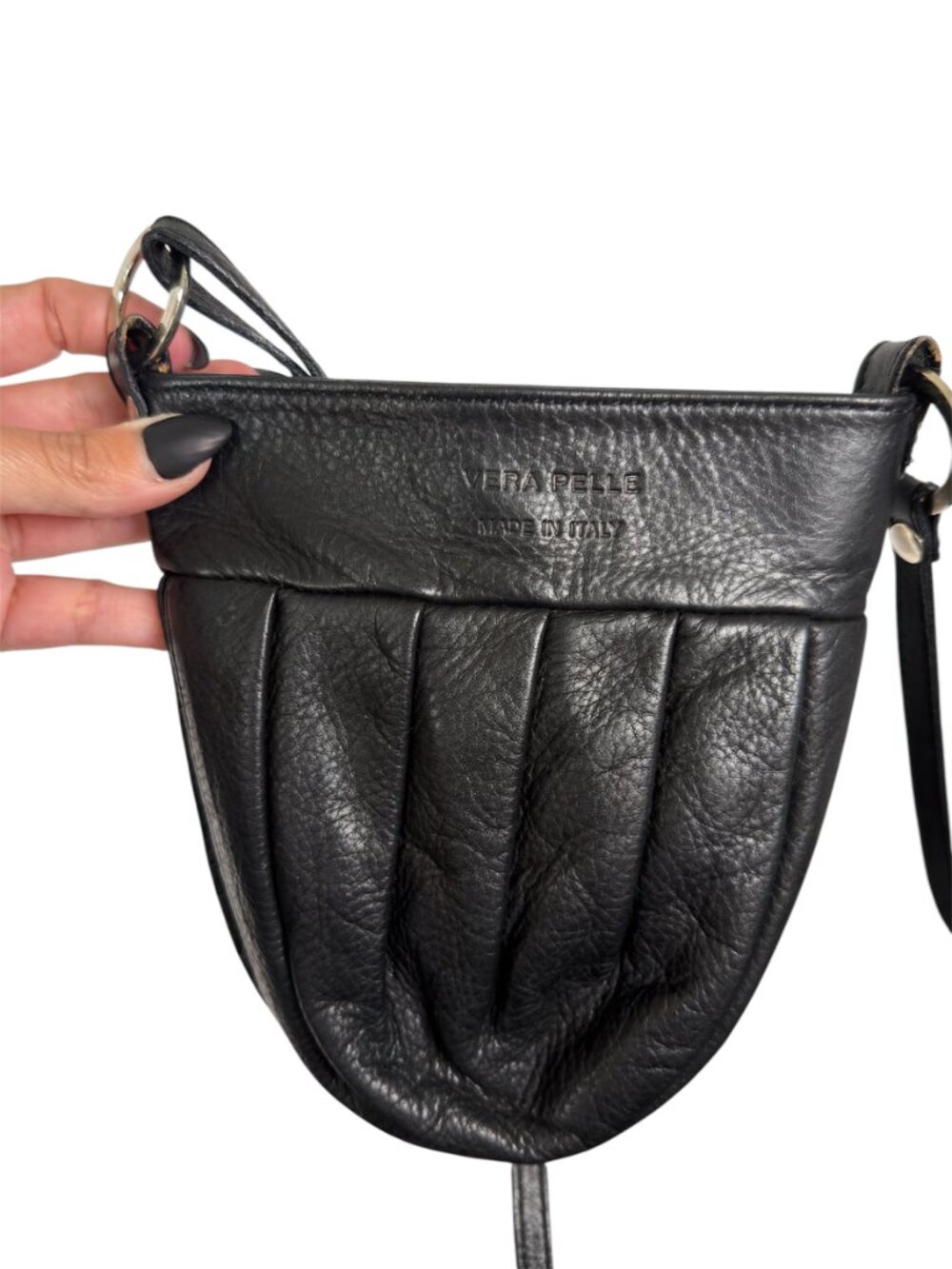 Vera Pelle Made in Italy Black Pleated Leather Crossbody